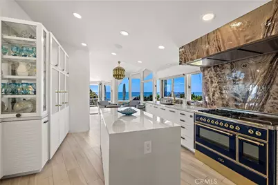 594 Cliff Drive, Laguna Beach, CA 92651 - Photo 8