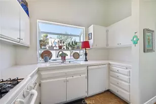 15732 S B, Tustin, CA 92780 - Photo 22