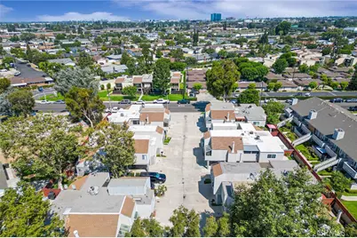 15732 S B #A, Tustin, CA 92780 - Photo 32