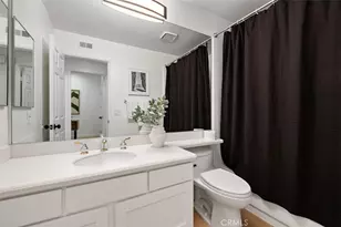 251 Chesterfield, Newport Beach, CA 92660 - Photo 16
