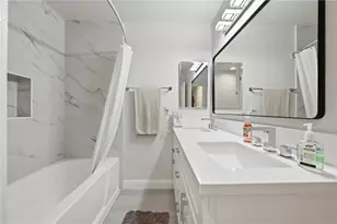 2011 W Katella, Anaheim, CA 92804 - Photo 10