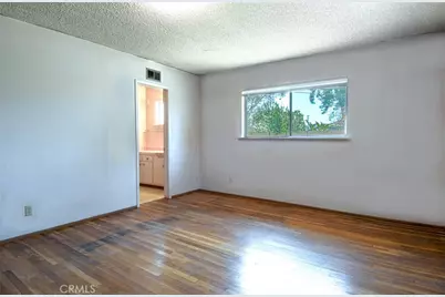 2032 Aliso Avenue, Costa Mesa, CA 92627 - Photo 16