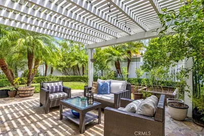 16 Pineoak, Aliso Viejo, CA 92656 - Photo 2