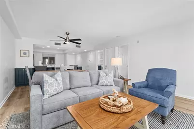 200 Pacific Coast Highway #M50, Huntington Beach, CA 92648 - Photo 16