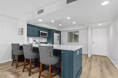 200 Pacific Coast Highway #M50, Huntington Beach, CA 92648 - Photo 14