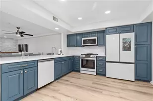 200 Pacific Coast Hwy, Huntington Beach, CA 92648 - Photo 2