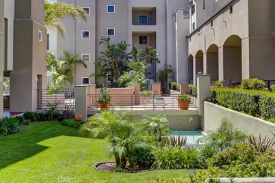 200 Pacific Coast Highway #M50, Huntington Beach, CA 92648 - Photo 30
