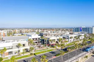 200 Pacific Coast Hwy, Huntington Beach, CA 92648 - Photo 48