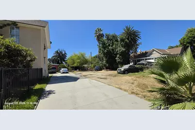 802 W 7th Street, Pomona, CA 91766 - Photo 8