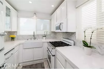 577 Ramona #B, Laguna Beach, CA 92651 - Photo 12