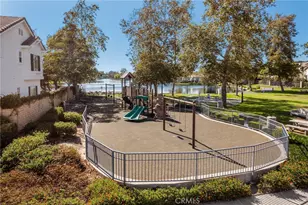 8 Bayview Dr, Buena Park, CA 90621 - Photo 36