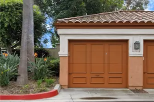 14 Villa Point, Newport Beach, CA 92660 - Photo 12