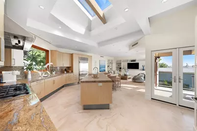 48 N Vista De Catalina, Laguna Beach, CA 92651 - Photo 26