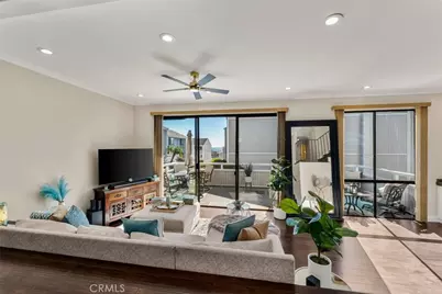 207 Columbia, Newport Beach, CA 92663 - Photo 10