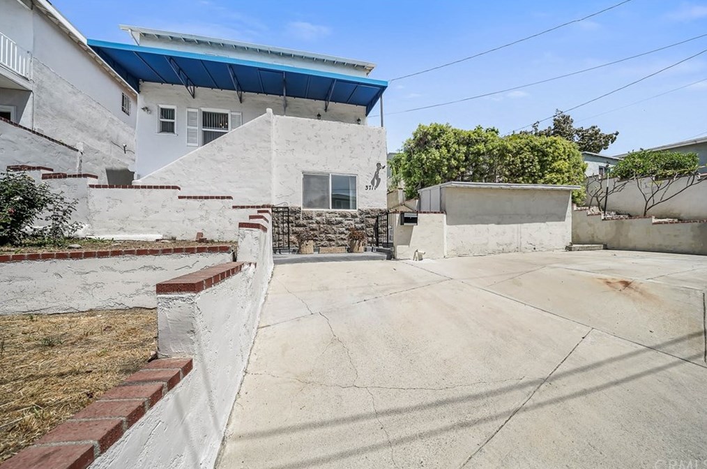 3711 Bostwick St, Los Angeles, CA 90063-2001