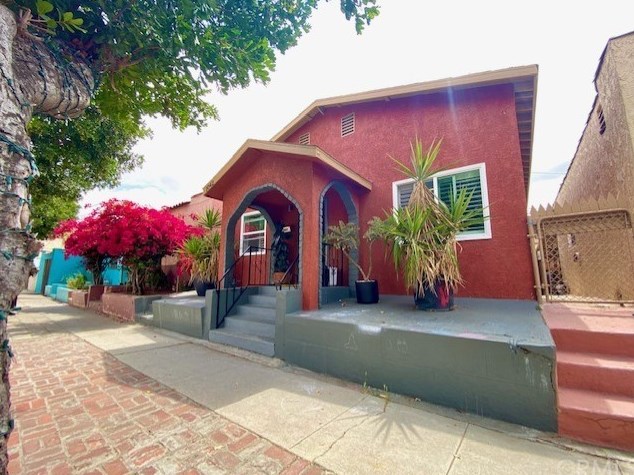 1042 Thornton St, Los Angeles, CA 90063-2626