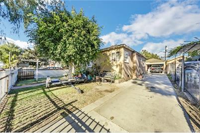 2927 Nebraska Avenue - Photo 1