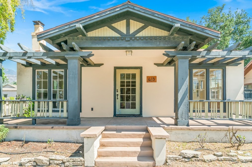 623 E Foothill Blvd, Monrovia, CA 91016