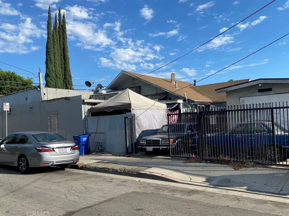 461 Bonnie Beach Pl, Los Angeles CA  90063-1227 exterior