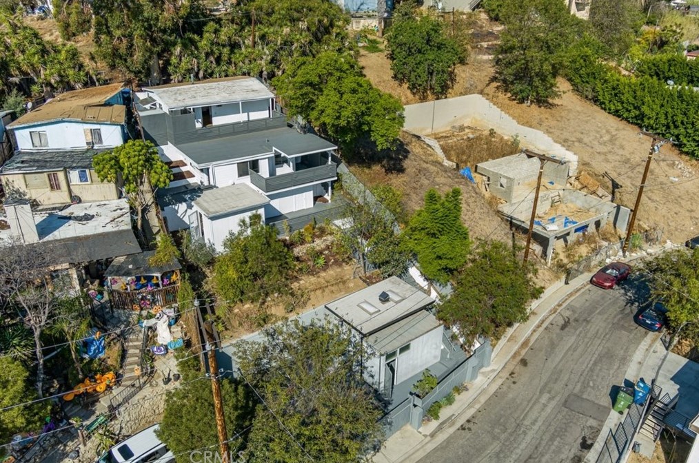 1201 Bonnie Beach Pl, Los Angeles CA  90063-1240 exterior