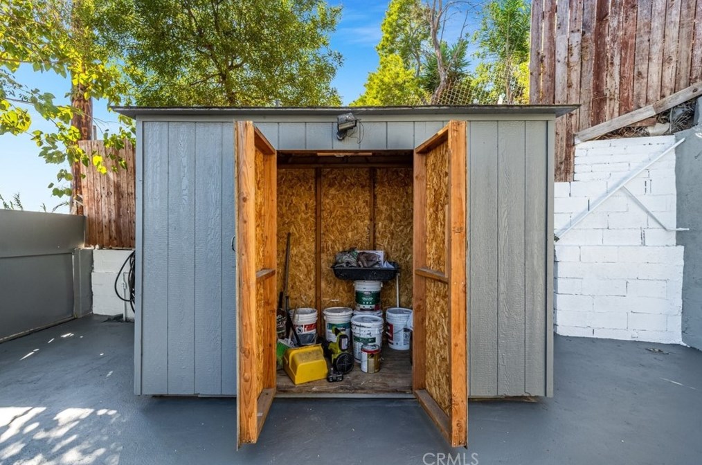 1201 Bonnie Beach Pl, Los Angeles CA  90063-1240 exterior