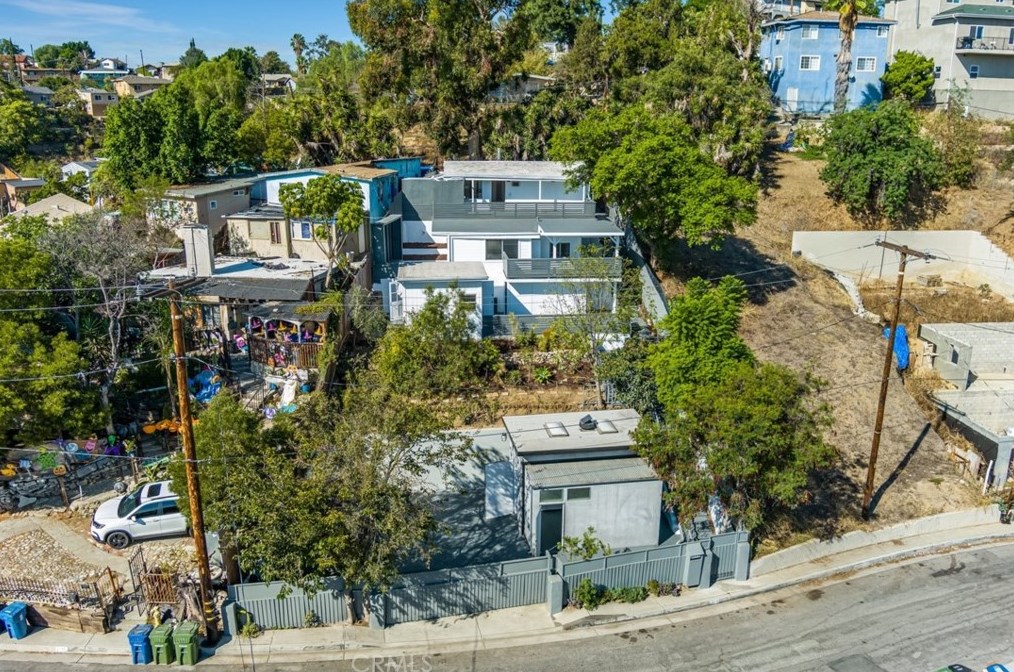 1201 Bonnie Beach Pl, Los Angeles CA  90063-1240 exterior