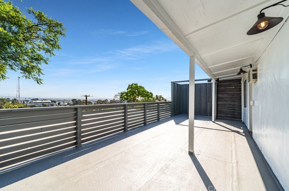 1201 Bonnie Beach Pl, Los Angeles CA  90063-1240 exterior