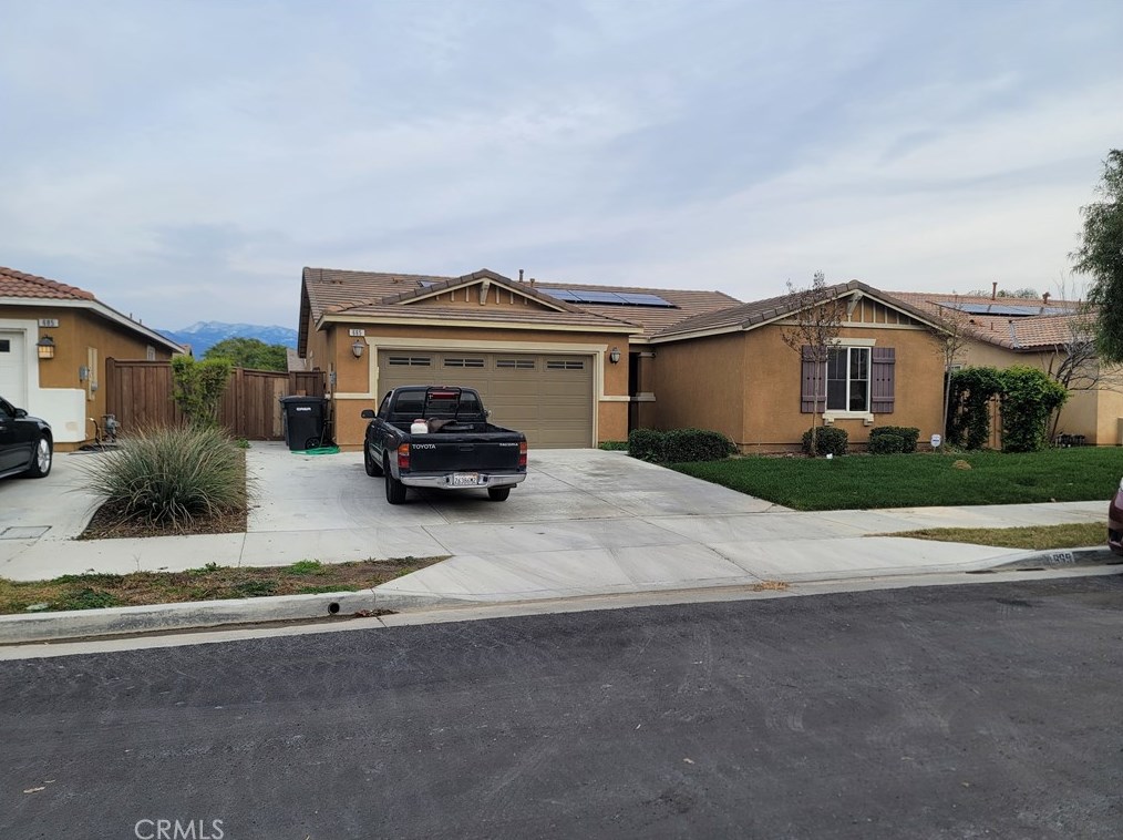 665 Bailey Ln, San Jacinto, CA 92582
