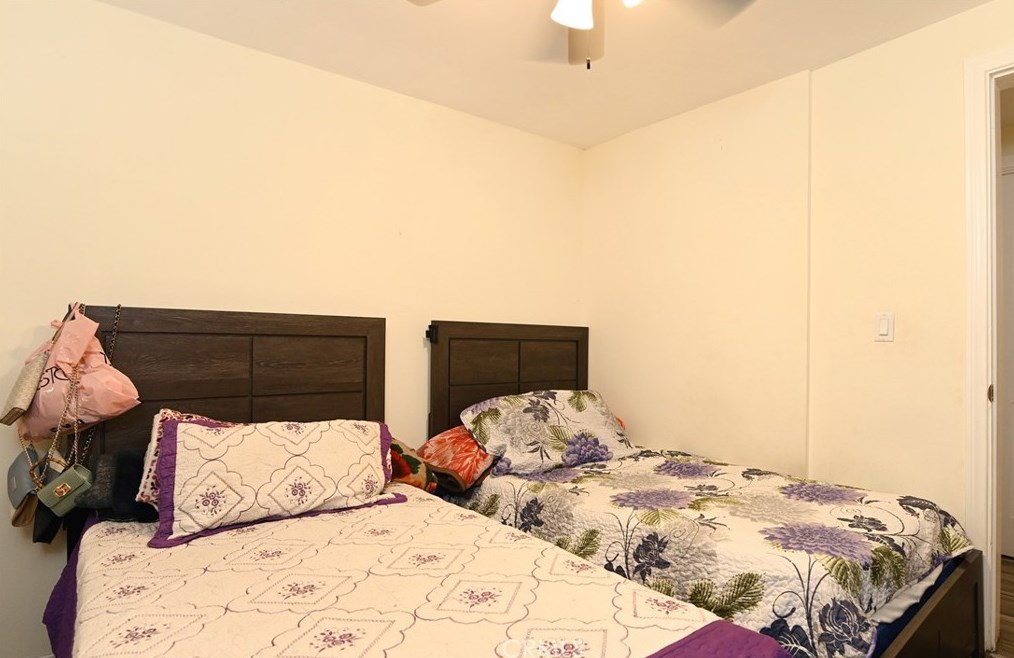 1739 56th St, Los Angeles CA  90062-2730 exterior