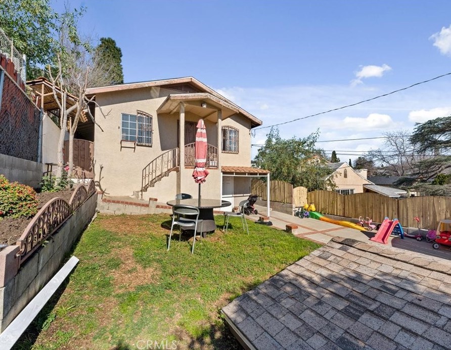 5907 Weaver St, Los Angeles CA  90042-1915 exterior