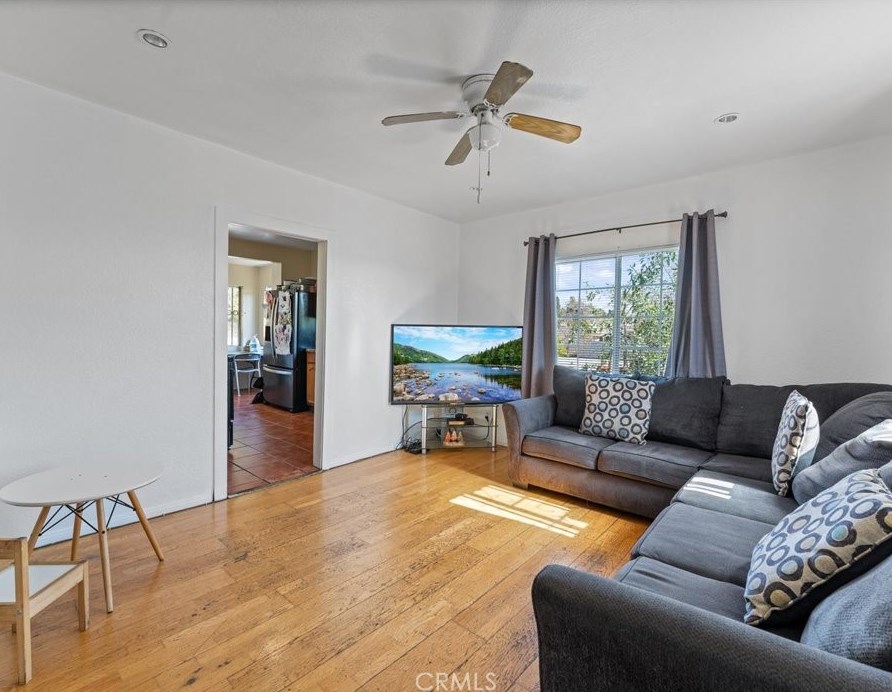 5907 Weaver St, Los Angeles CA  90042-1915 exterior