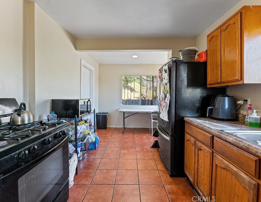 5907 Weaver St, Los Angeles CA  90042-1915 exterior