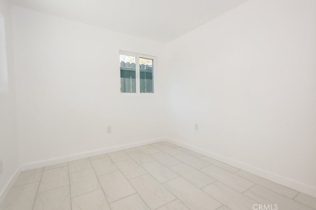 3687 5th St, Los Angeles CA  90020-2810 exterior