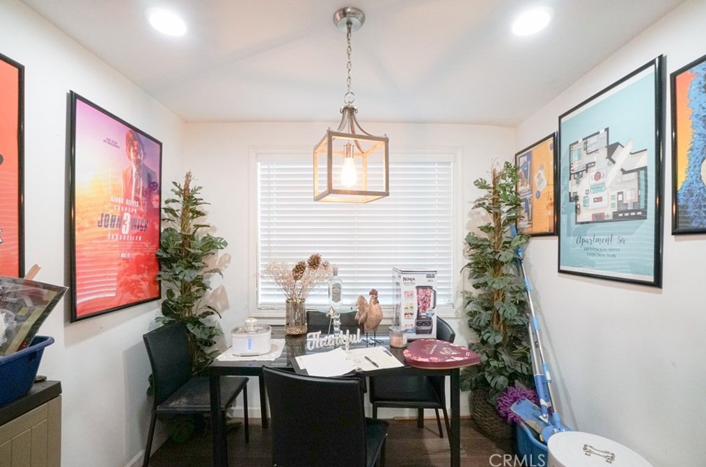 3925 2nd St, Los Angeles CA  90004-5310 exterior