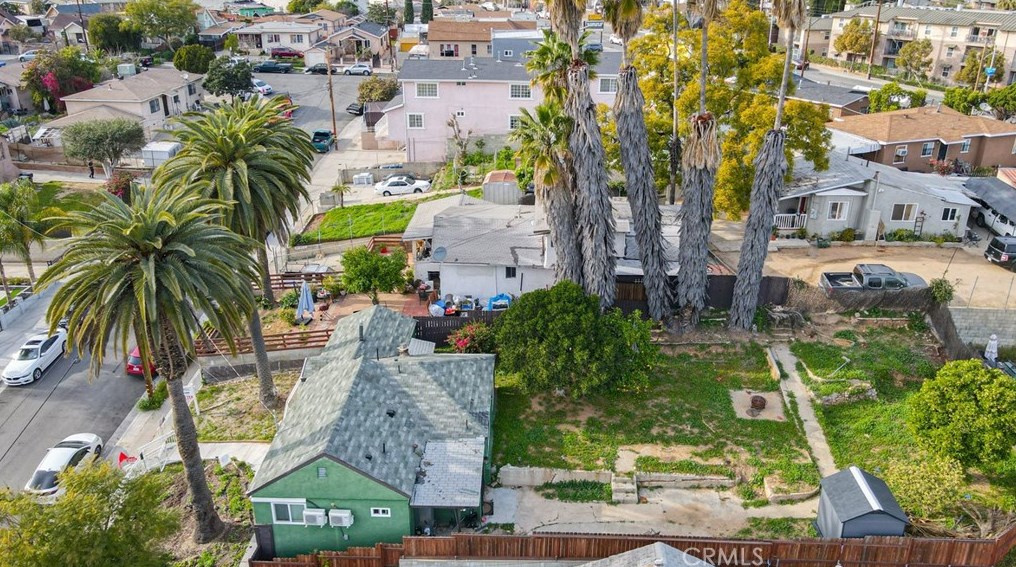 3925 2nd St, Los Angeles CA  90004-5310 exterior