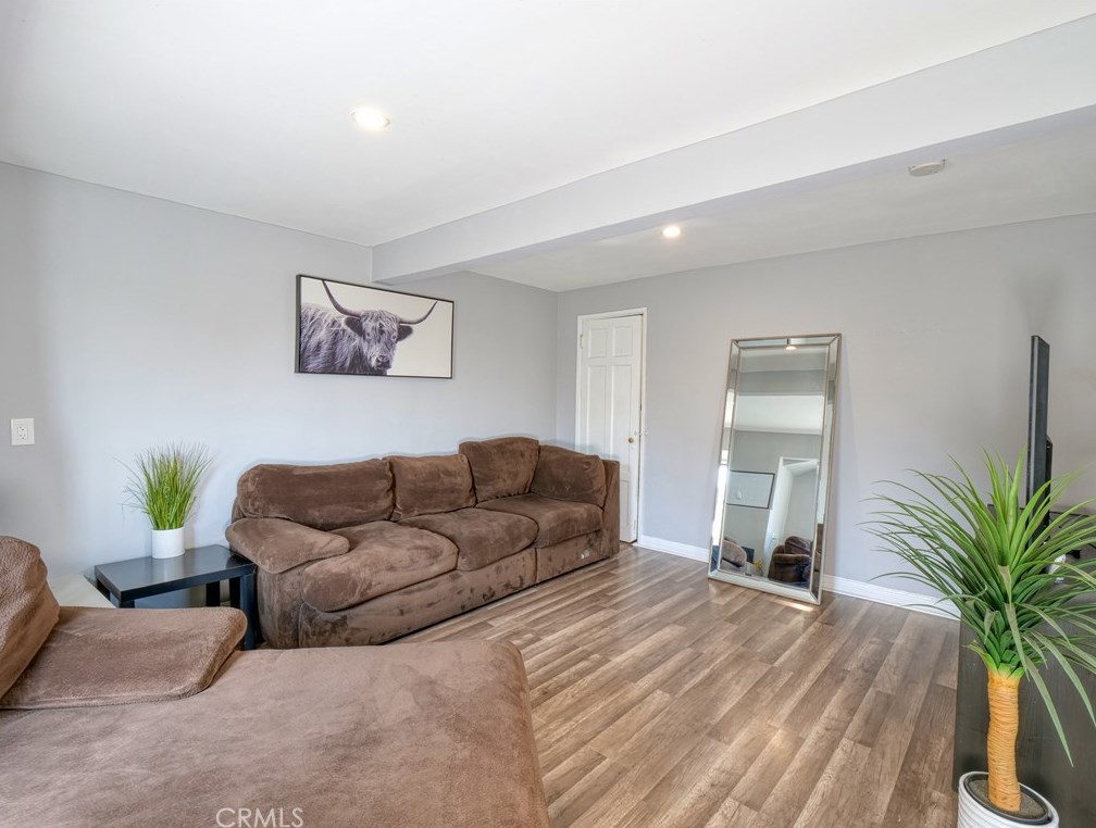 1053 Eastman Ave, Los Angeles CA  90063-2113 exterior