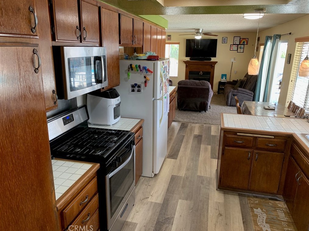 10701 Canyon Vista Rd, Moreno Valley CA  92557-3000 exterior