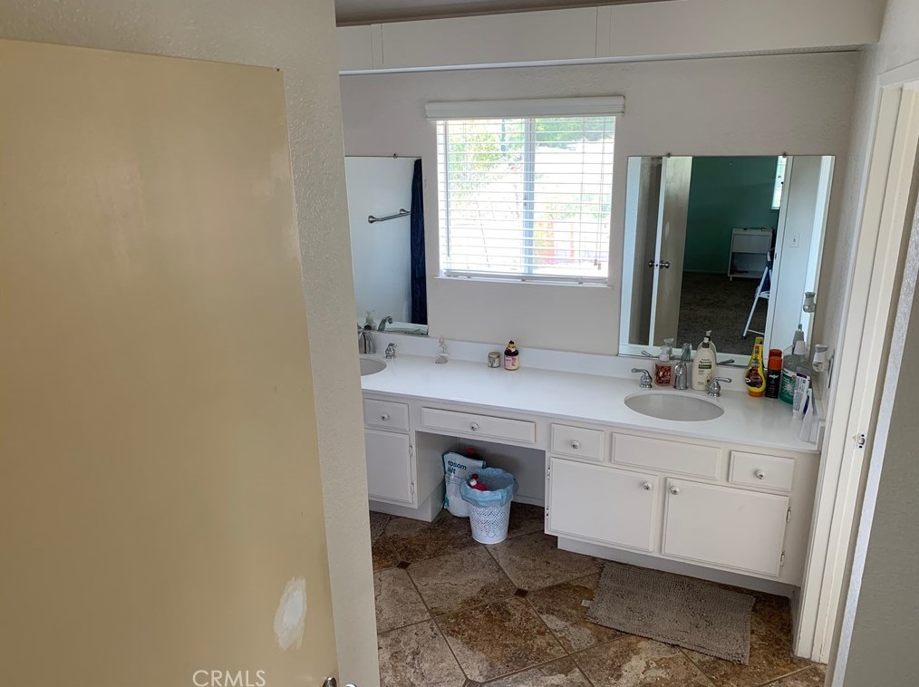 10701 Canyon Vista Rd, Moreno Valley CA  92557-3000 exterior