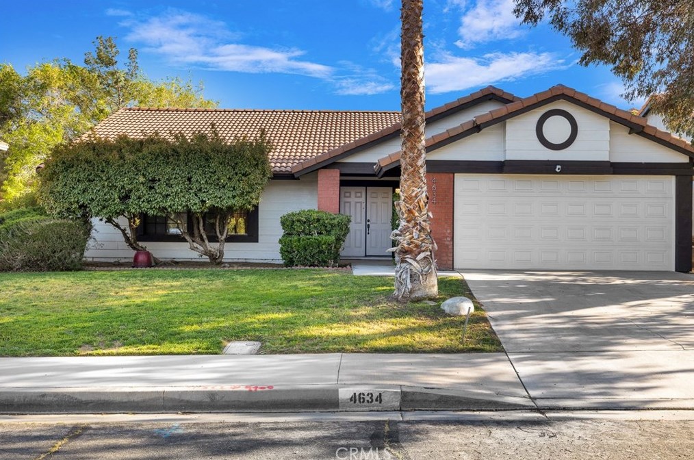 4634 Vitrina Ln, Palmdale, CA 93551