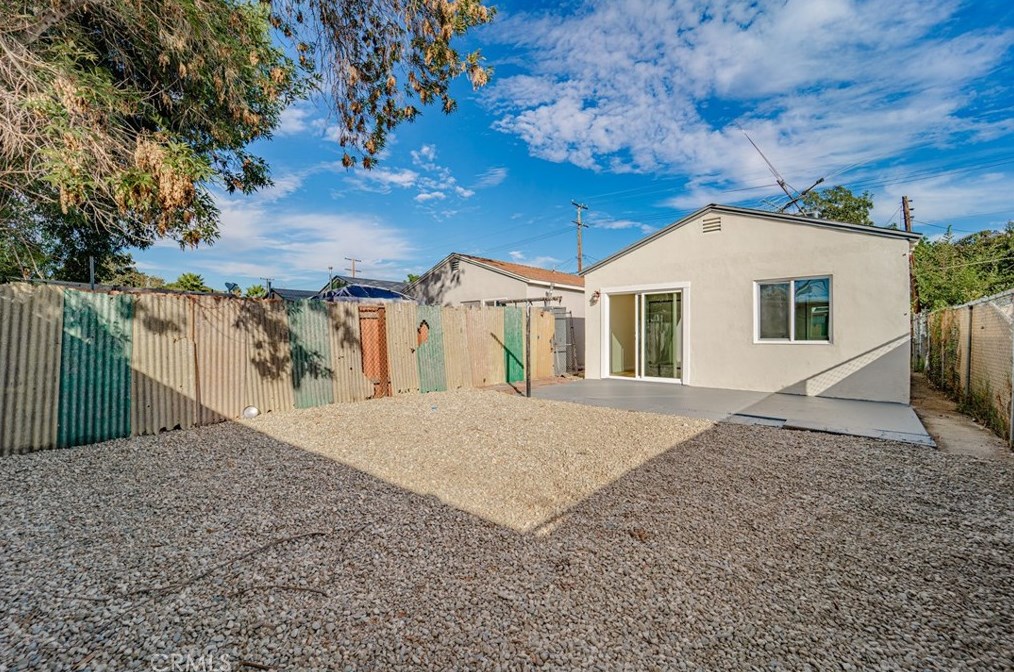 8131 Morton Ave, Los Angeles CA  90001-3539 exterior