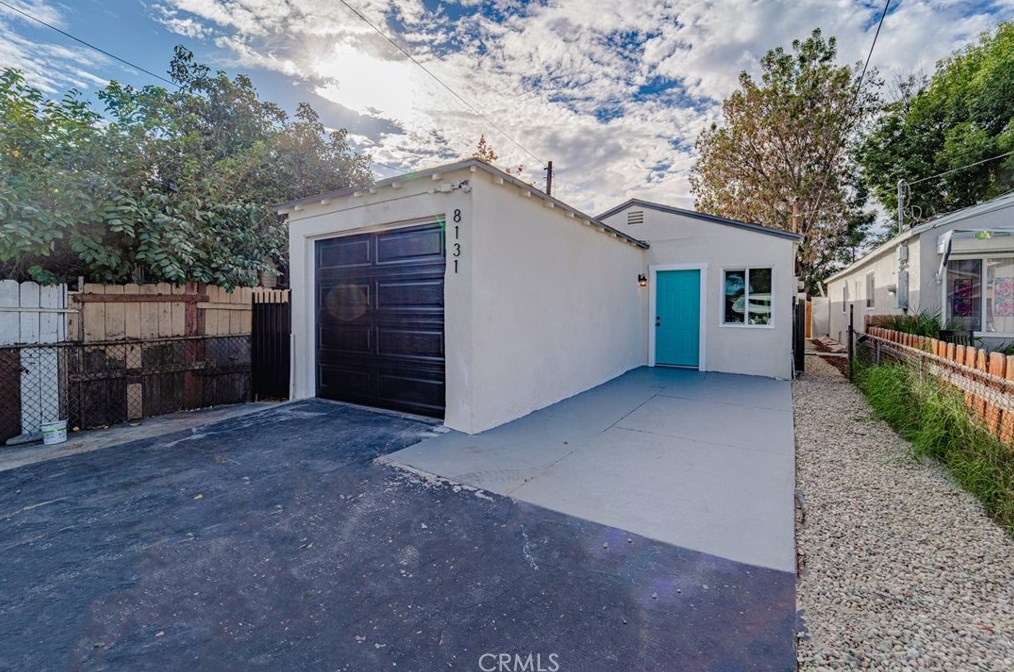 8131 Morton Ave, Los Angeles CA  90001-3539 exterior