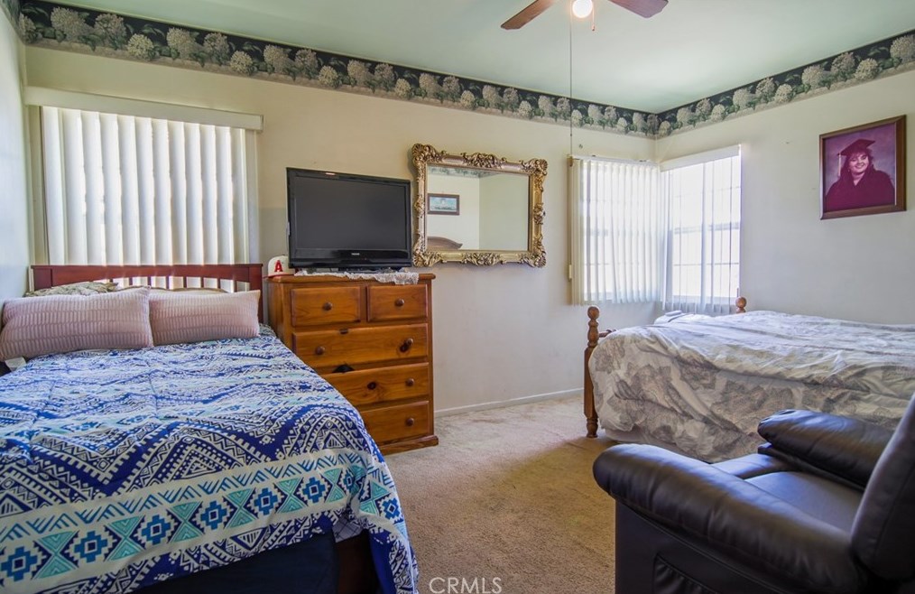 6023 Hereford Dr, Los Angeles CA  90022-5311 exterior