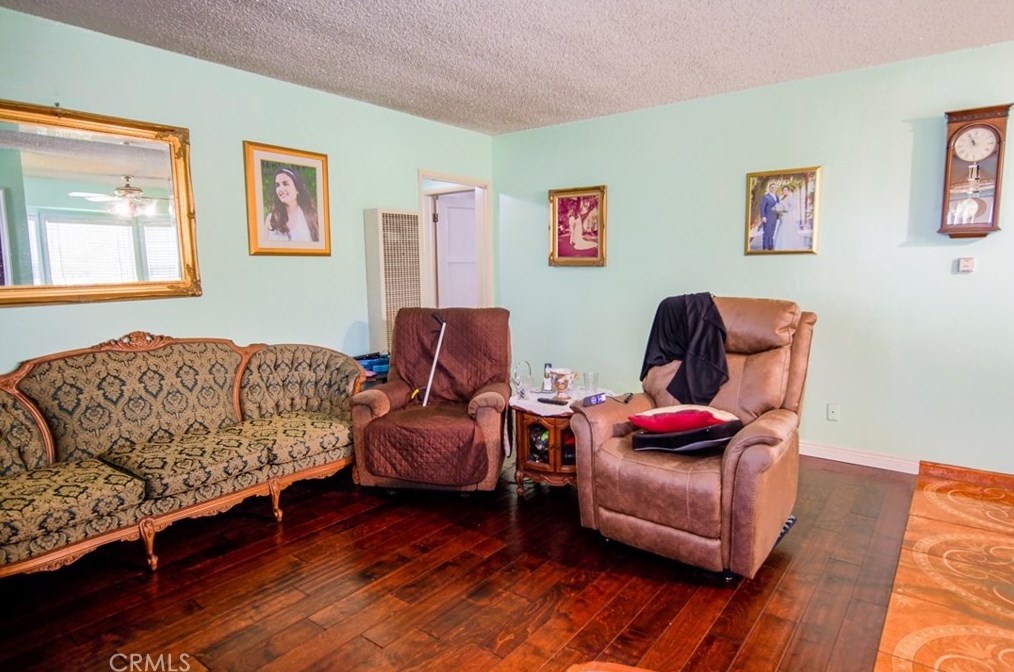 6023 Hereford Dr, Los Angeles CA  90022-5311 exterior