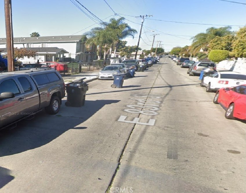 1632 83rd St, Los Angeles CA  90001-3908 exterior