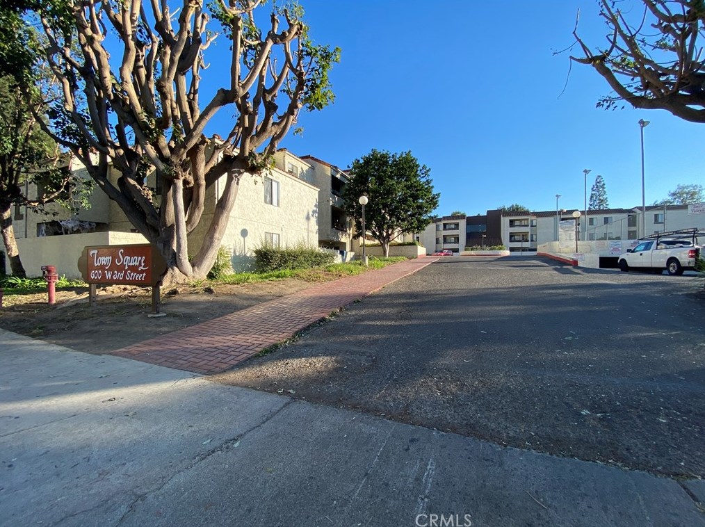 600 W 3rd St #b106, Santa Ana, CA 92701