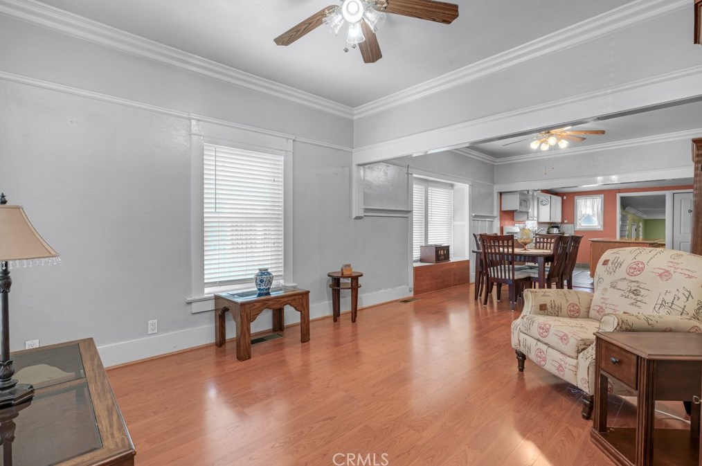 504 47th St, Los Angeles CA  90011-3904 exterior