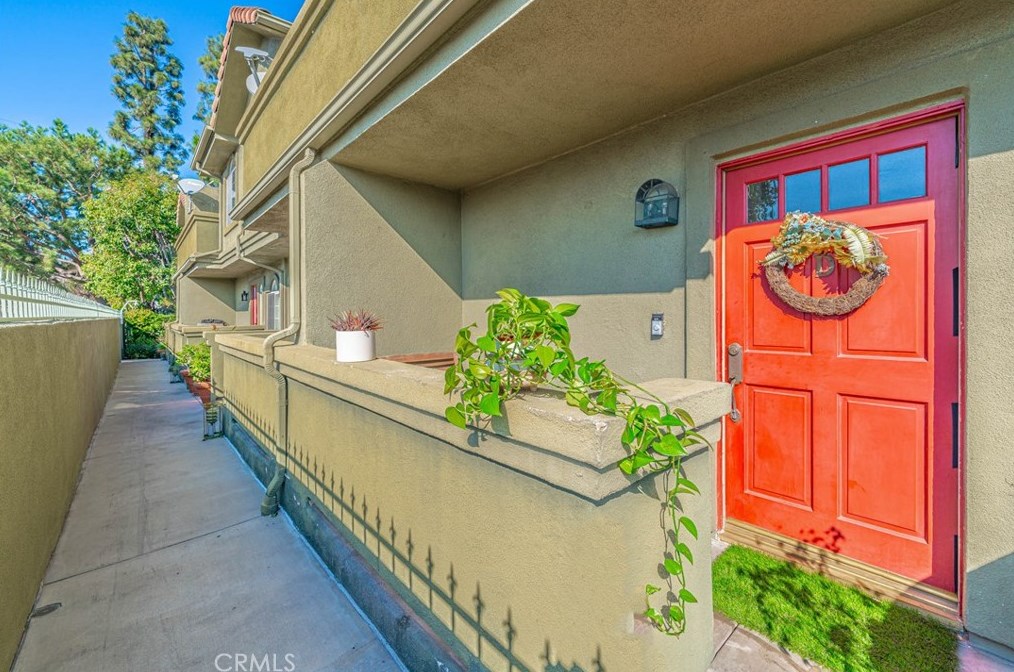 8302 Somerset Ranch Road #d, Paramount, CA 90723