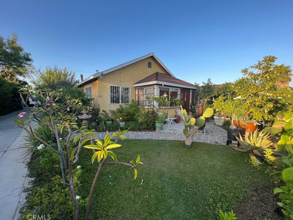 413 111th Pl, Los Angeles, CA 90061-3013
