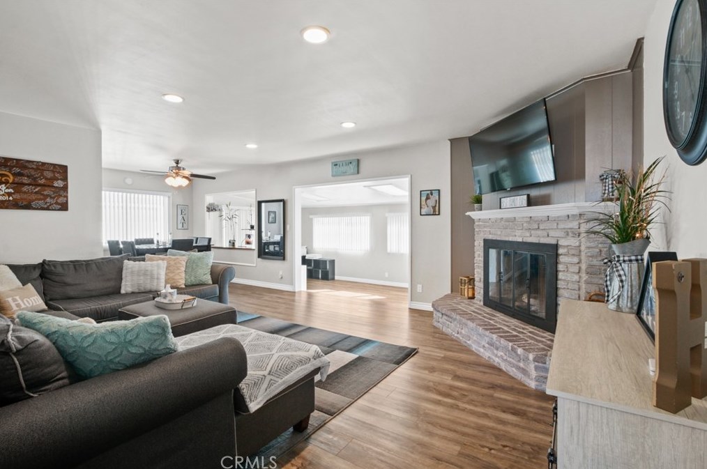 15814 Garydale Dr, Whittier, CA 90604