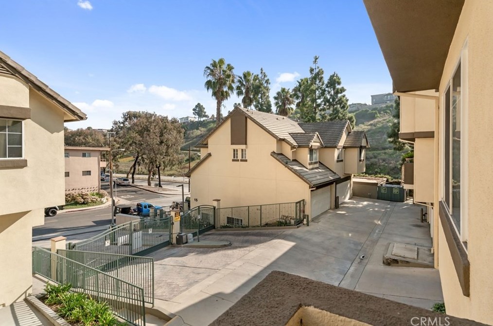 4600 Don Lorenzo Dr, Los Angeles CA  90008-4171 exterior